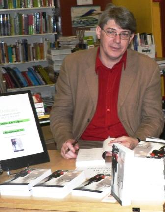 Olivier &agrave; la librairie du Verger des Reines